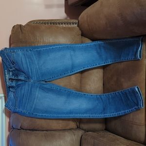 Ladies American eagle jeans
